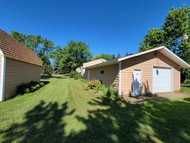 5182 45th Avenue SE, Saint Cloud, MN 56304