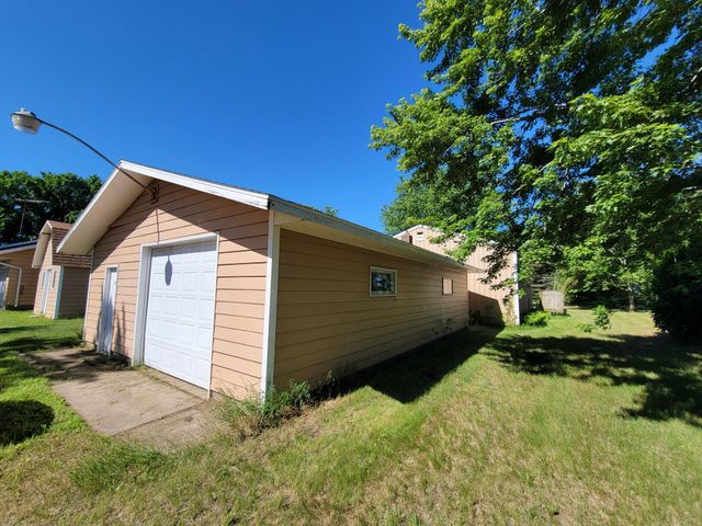 5182 45th Avenue SE, Saint Cloud, MN 56304