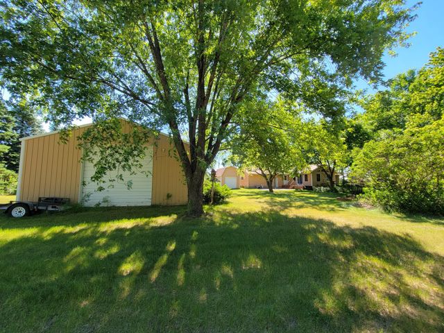 5182 45th Avenue SE, Saint Cloud, MN 56304