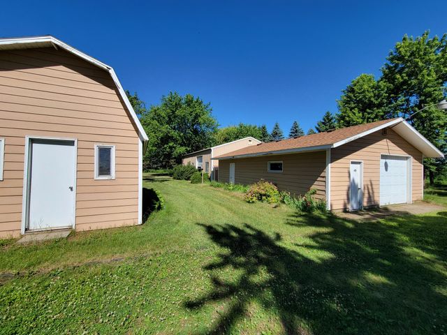 5182 45th Avenue SE, Saint Cloud, MN 56304