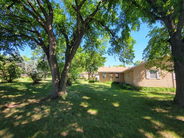 5182 45th Avenue SE, Saint Cloud, MN 56304