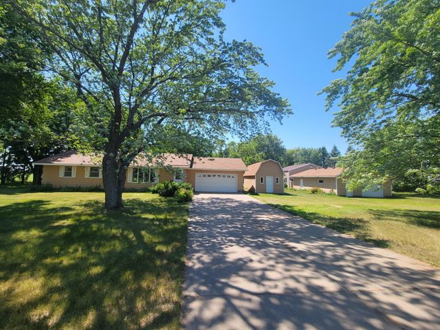 5182 45th Avenue SE, Saint Cloud, MN 56304