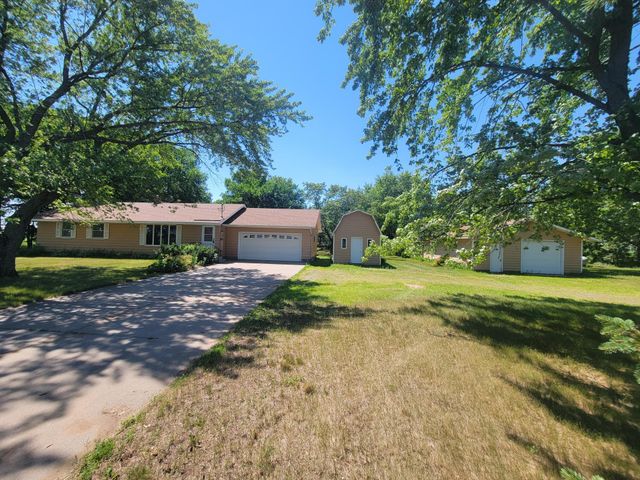 5182 45th Avenue SE, Saint Cloud, MN 56304