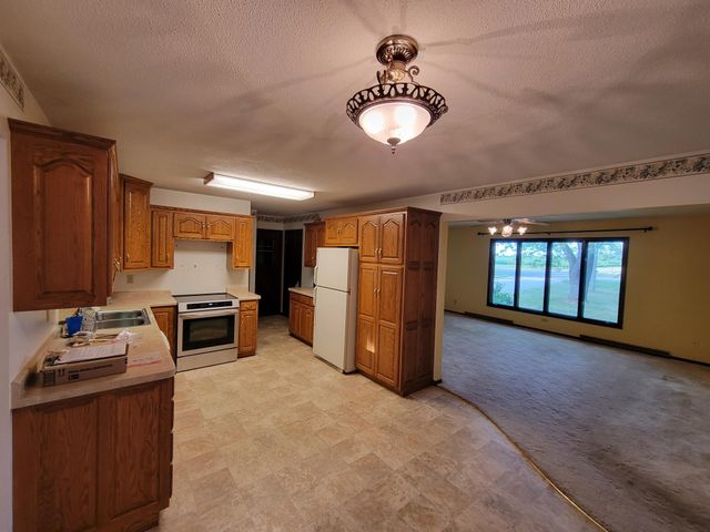 5182 45th Avenue SE, Saint Cloud, MN 56304
