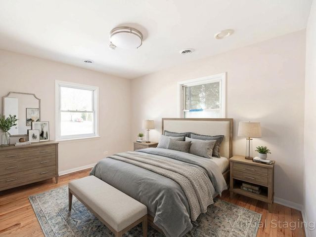 1110 S Gables Boulevard, Wheaton, IL 60189