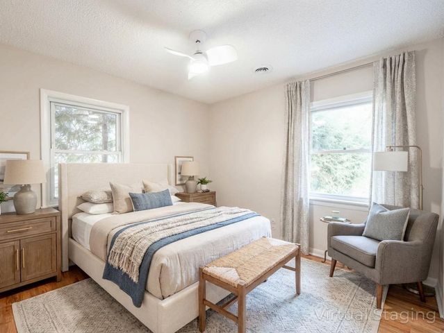 1110 S Gables Boulevard, Wheaton, IL 60189