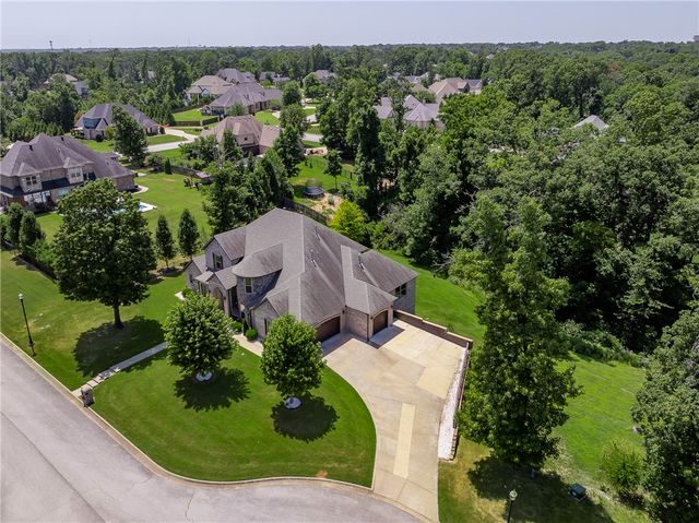 1503 Fontaine Court, Centerton, AR 72719