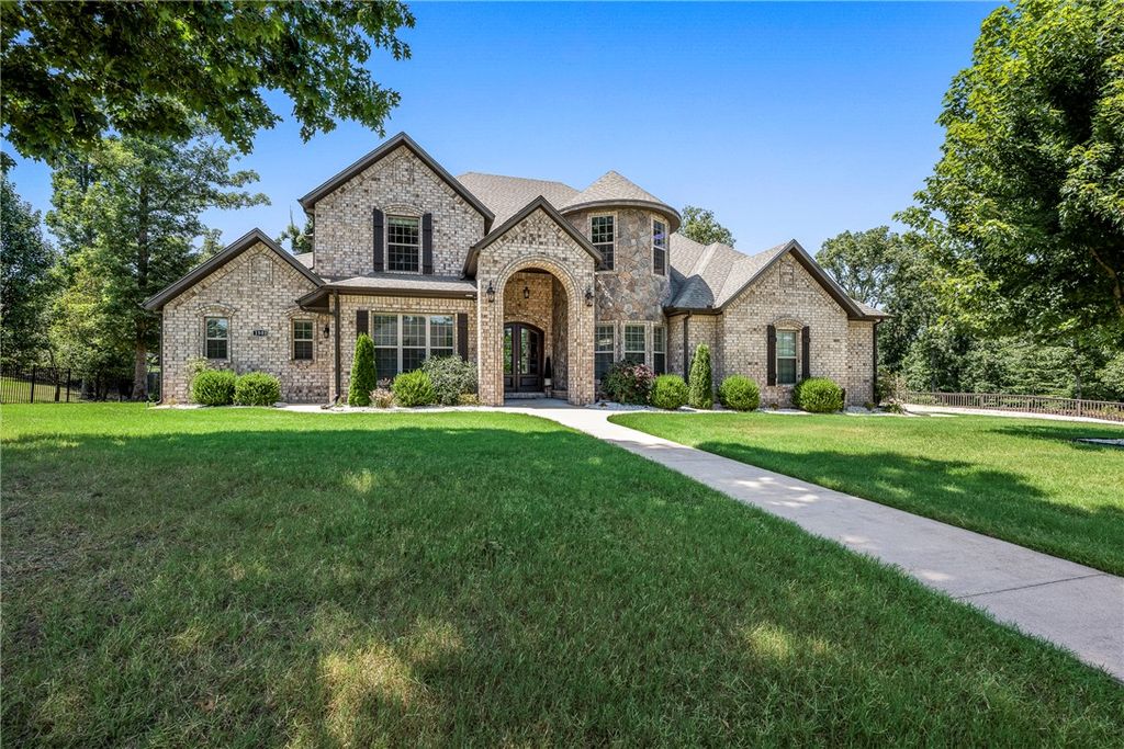 1503 Fontaine Court, Centerton, AR 72719