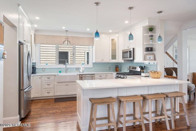 305 Ocean Avenue N, Avon-by-the-sea, NJ 07717