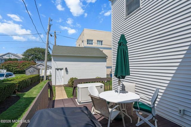 305 Ocean Avenue N, Avon-by-the-sea, NJ 07717