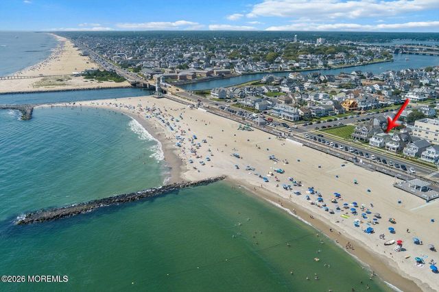 305 Ocean Avenue N, Avon-by-the-sea, NJ 07717