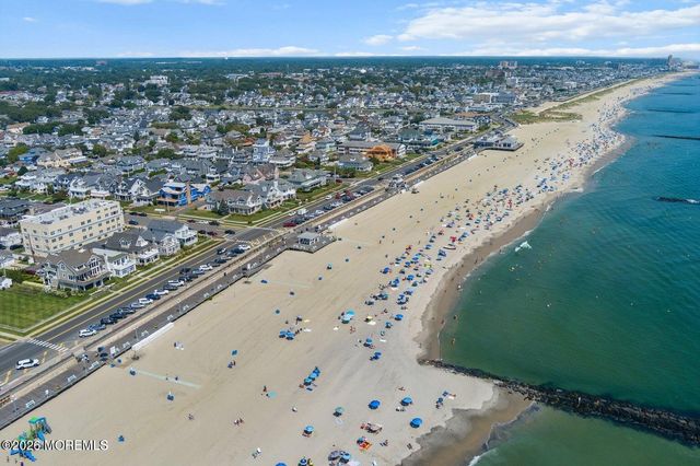 305 Ocean Avenue N, Avon-by-the-sea, NJ 07717