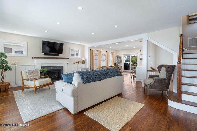 305 Ocean Avenue N, Avon-by-the-sea, NJ 07717