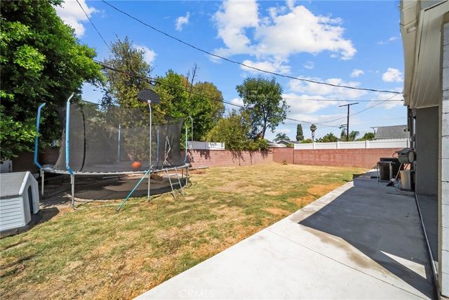 8043 Sunnybrae, Winnetka, CA 91306