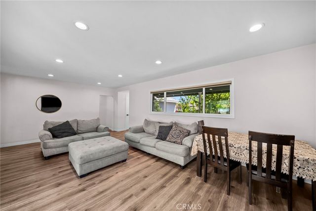 8043 Sunnybrae, Winnetka, CA 91306