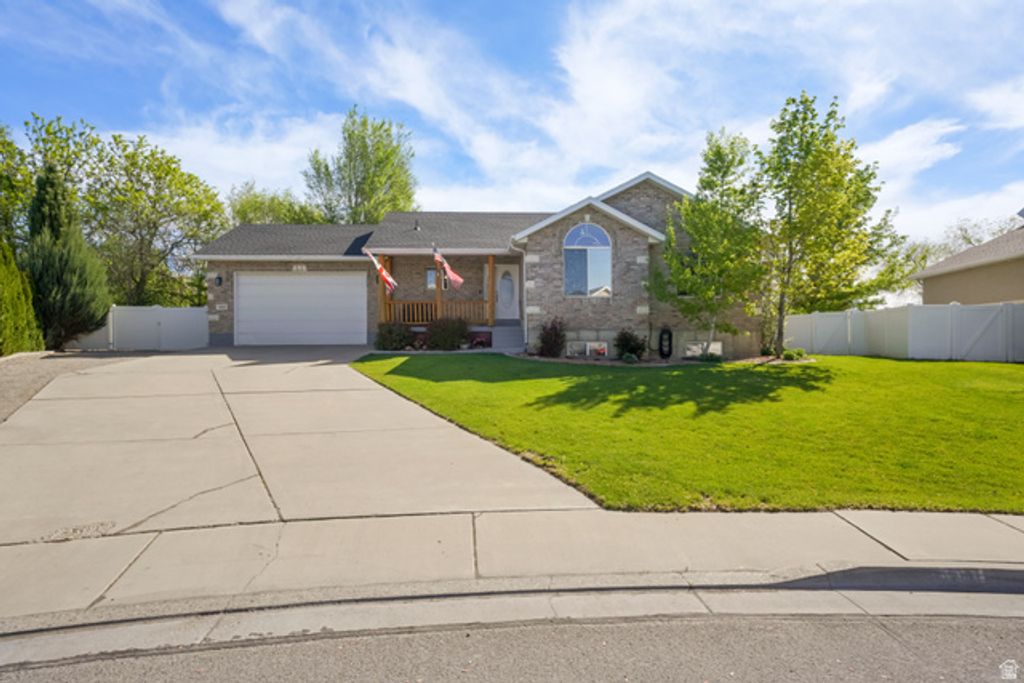 1418 N 700 W, Lehi, UT 84043