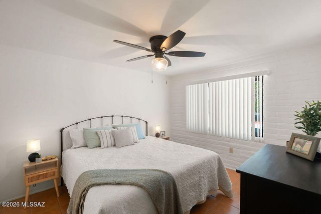 348 S Paseo Lobo Unit C, Green Valley, AZ 85614