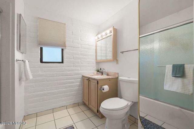 348 S Paseo Lobo Unit C, Green Valley, AZ 85614