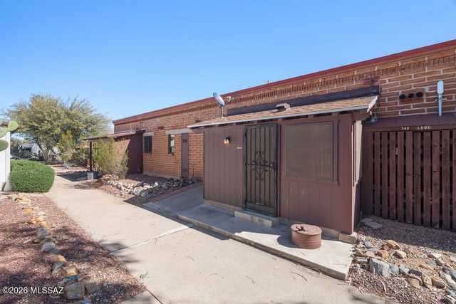 348 S Paseo Lobo Unit C, Green Valley, AZ 85614