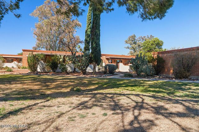 348 S Paseo Lobo Unit C, Green Valley, AZ 85614