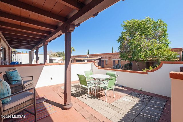 348 S Paseo Lobo Unit C, Green Valley, AZ 85614