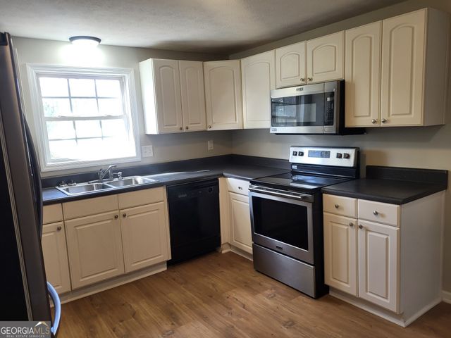 403 Trammell Avenue, Valley, AL 36854