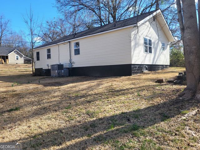 403 Trammell Avenue, Valley, AL 36854