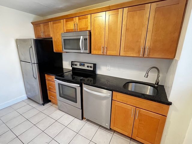 11 Gorham St. 10, Boston, MA 02134