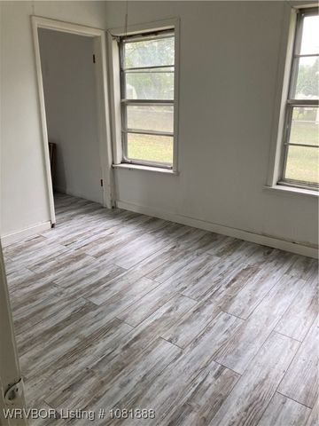 39689 Texas Avenue, Howe, OK 74940