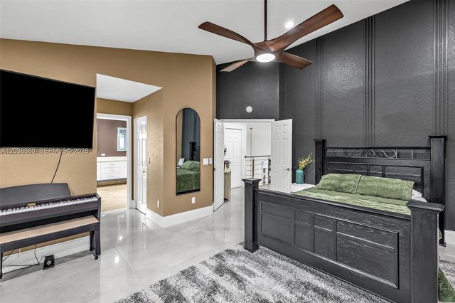 10214 NW 54th Pl, Coral Springs, FL 33076