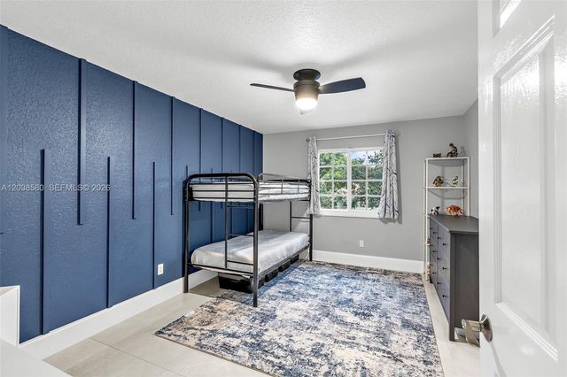 10214 NW 54th Pl, Coral Springs, FL 33076
