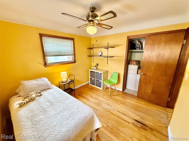 22339 Lanse Street, St. Clair Shores, MI 48081