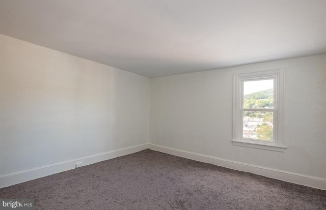 1519 FAIRVIEW ST, Reading, PA 19606