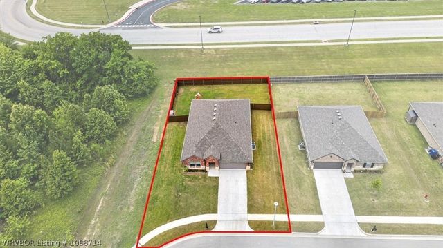 1518 S 72nd Place, Broken Arrow, OK 74014