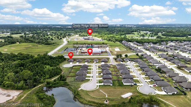 1518 S 72nd Place, Broken Arrow, OK 74014