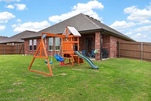 1518 S 72nd Place, Broken Arrow, OK 74014