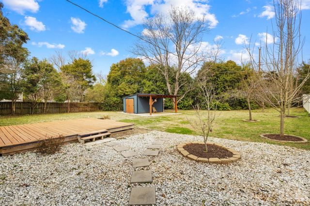 4127 Strangford Avenue, Charlotte, NC 28215