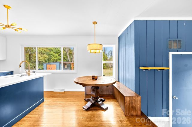 4127 Strangford Avenue, Charlotte, NC 28215