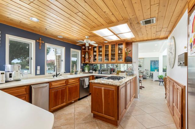 14802 Bluffridge Circle, Houston, TX 77095