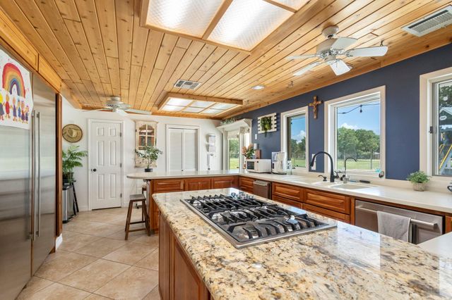 14802 Bluffridge Circle, Houston, TX 77095