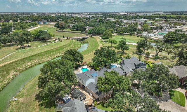 14802 Bluffridge Circle, Houston, TX 77095