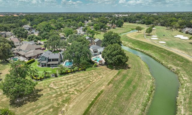 14802 Bluffridge Circle, Houston, TX 77095