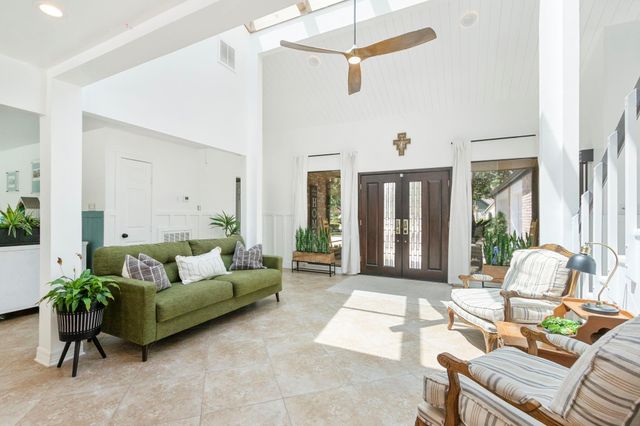 14802 Bluffridge Circle, Houston, TX 77095