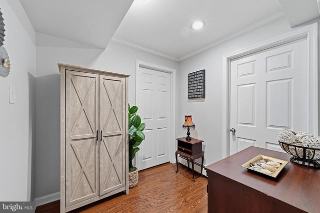 10 BOXWOOD CT, Ewing, NJ 08628