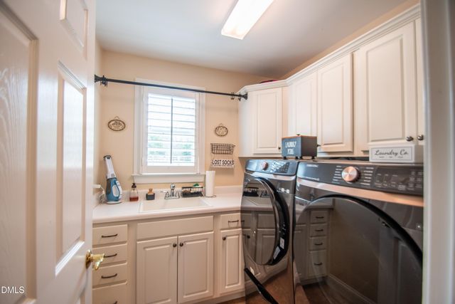 5708 Castlebrook Drive, Raleigh, NC 27604