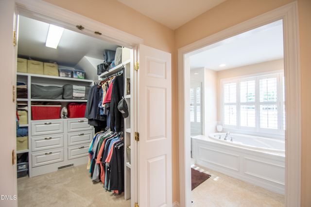 5708 Castlebrook Drive, Raleigh, NC 27604