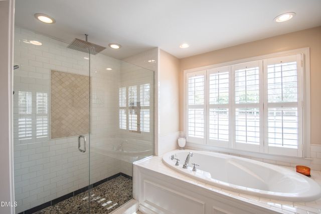 5708 Castlebrook Drive, Raleigh, NC 27604