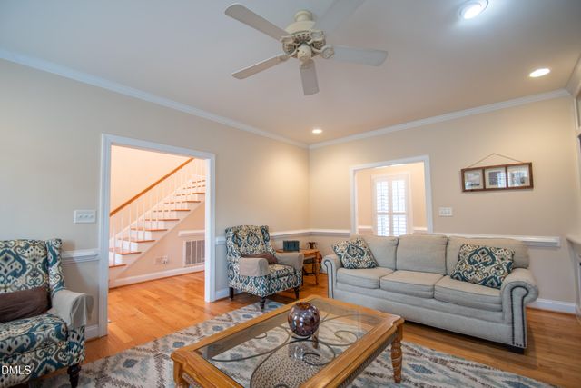 5708 Castlebrook Drive, Raleigh, NC 27604