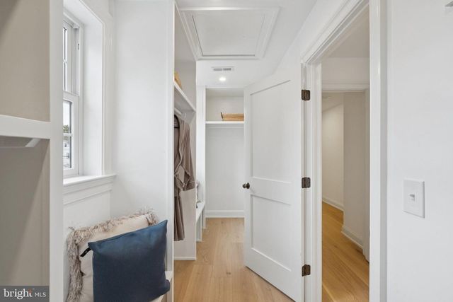 1116 YOUNGS FORD RD, Gladwyne, PA 19035