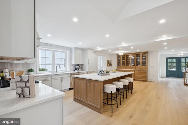 1116 YOUNGS FORD RD, Gladwyne, PA 19035